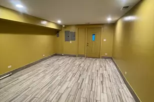 3341 W Walnut St, Chicago, IL 60624 - Photo 9