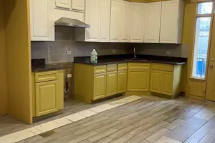 3341 W Walnut St, Chicago, IL 60624 - Photo 3