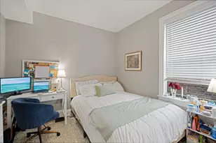 909 W Cornelia Ave, Chicago, IL 60657 - Photo 17