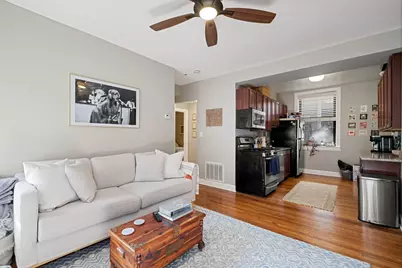 909 W Cornelia Avenue #2S, Chicago, IL 60657 - Photo 3