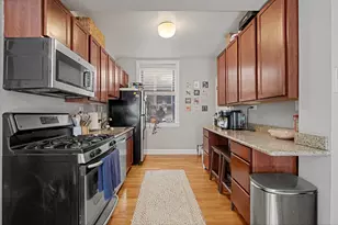 909 W Cornelia Ave, Chicago, IL 60657 - Photo 7