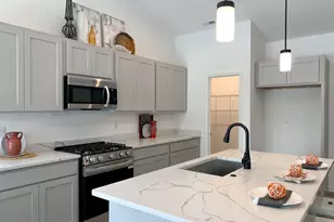 154 S Llanos St, Cortland, IL 60112 - Photo 9