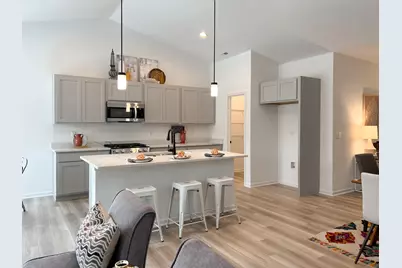 154 S Llanos Street, Cortland, IL 60112 - Photo 9