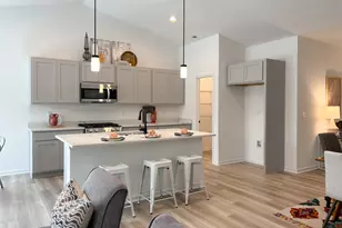 154 S Llanos St, Cortland, IL 60112 - Photo 9