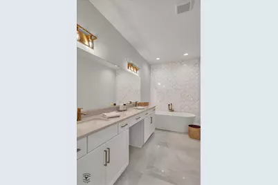 8855 Milwaukee Breakwater Drive, Frankfort, IL 60423 - Photo 29