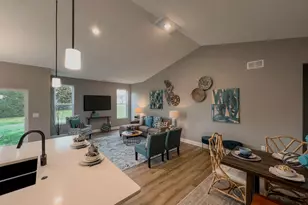 152 S Llanos St, Cortland, IL 60112 - Photo 9