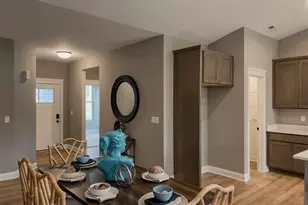 152 S Llanos St, Cortland, IL 60112 - Photo 7