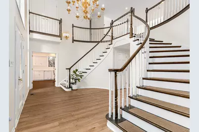 107 W North Street, Gardner, IL 60424 - Photo 5