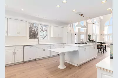 107 W North Street, Gardner, IL 60424 - Photo 13