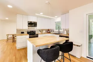 405 Windham Trail, Carpentersville, IL 60110 - Photo 11