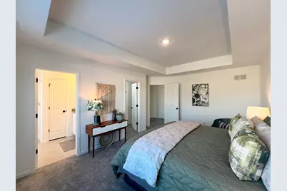 94 W Crabapple Avenue, Cortland, IL 60112 - Photo 21