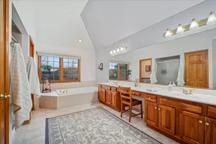 1101 King Edward Ave, Saint Charles, IL 60174 - Photo 17