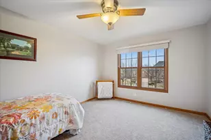 1101 King Edward Ave, Saint Charles, IL 60174 - Photo 19