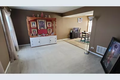 1901 Pastoral Lane, Hanover Park, IL 60133 - Photo 3