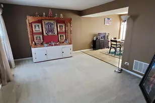 1901 Pastoral Ln, Hanover Park, IL 60133 - Photo 3