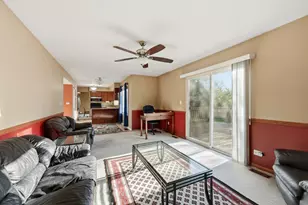 1901 Pastoral Ln, Hanover Park, IL 60133 - Photo 15