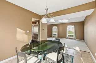 1901 Pastoral Ln, Hanover Park, IL 60133 - Photo 9