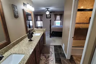 1901 Pastoral Ln, Hanover Park, IL 60133 - Photo 19