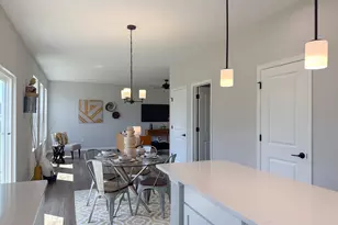 20 W Sandalwood Ave, Cortland, IL 60112 - Photo 17