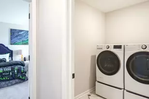 20 W Sandalwood Ave, Cortland, IL 60112 - Photo 21