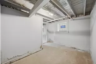 8026 S Dobson Ave, Chicago, IL 60619 - Photo 23