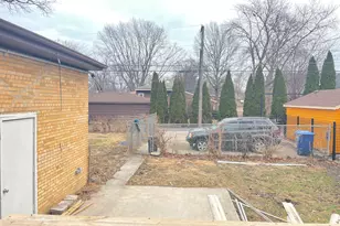 2521 120th St, Blue Island, IL 60406 - Photo 25