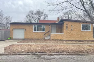 2521 120th St, Blue Island, IL 60406 - Photo 1