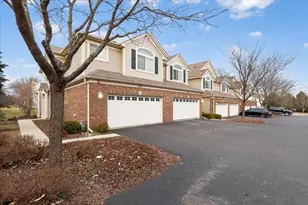 10011 Cummings St, Huntley, IL 60142 - Photo 3