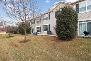 10011 Cummings St, Huntley, IL 60142 - Photo 35