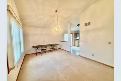 1306 S State Street, Belvidere, IL 61008 - Photo 9