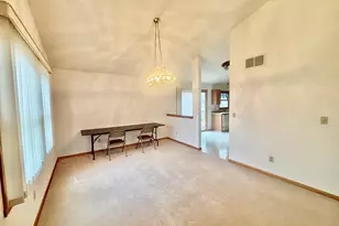 1306 S State St, Belvidere, IL 61008 - Photo 9