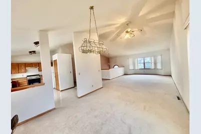 1306 S State Street, Belvidere, IL 61008 - Photo 7