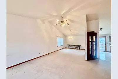 1306 S State Street, Belvidere, IL 61008 - Photo 11