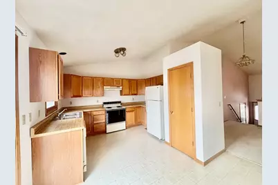 1306 S State Street, Belvidere, IL 61008 - Photo 13