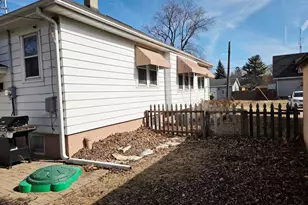 1419 Linden Ave, Lasalle, IL 61301 - Photo 11