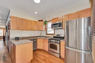 642 W 37th St, Chicago, IL 60609 - Photo 13