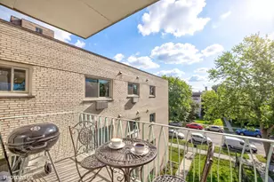 1640 W Sherwin Ave, Chicago, IL 60626 - Photo 11