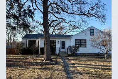 100 Ash Street, Lake Zurich, IL 60047 - Photo 1