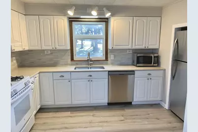 100 Ash Street, Lake Zurich, IL 60047 - Photo 3