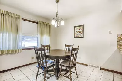 9004 Meade Avenue, Oak Lawn, IL 60453 - Photo 9