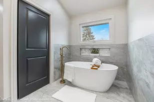 541 Braemar Ave, Naperville, IL 60563 - Photo 47