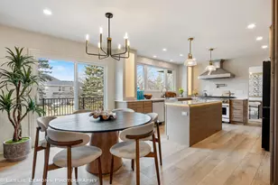 541 Braemar Ave, Naperville, IL 60563 - Photo 15