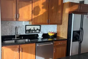 3900 N Lake Shore Dr, Chicago, IL 60613 - Photo 9