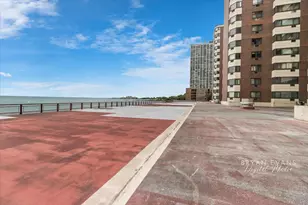 7337 S South Shore Dr, Chicago, IL 60649 - Photo 17