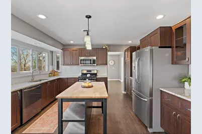 8210 Ridgewood Road, Rock Island, IL 61201 - Photo 29