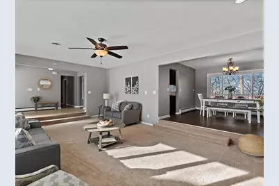 8210 Ridgewood Road, Rock Island, IL 61201 - Photo 15