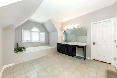 2308 Hillsboro Lane, Naperville, IL 60564 - Photo 25