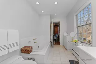 890 S Cherokee Rd, Lake Forest, IL 60045 - Photo 25