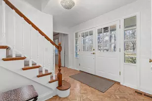 890 S Cherokee Rd, Lake Forest, IL 60045 - Photo 5