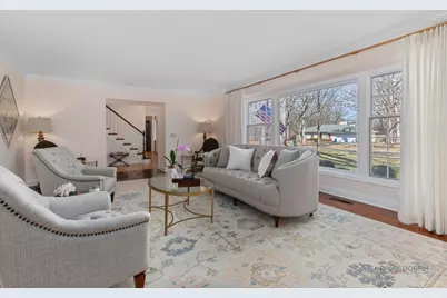 890 S Cherokee Road, Lake Forest, IL 60045 - Photo 9